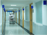 院内走廊一瞥